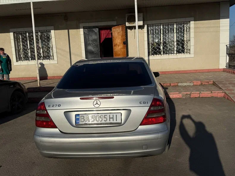 Mercedes-Benz E-Клас 2002 - 10