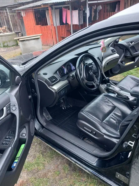 Honda Accord 2010 - 8