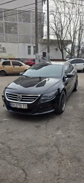 Volkswagen Passat CC 2011