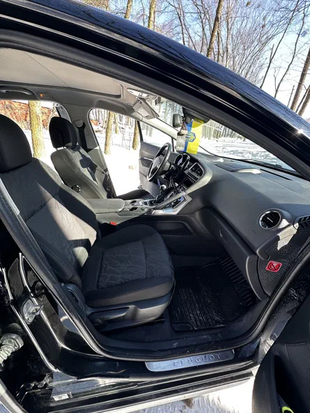 Peugeot 3008 2011 - 11