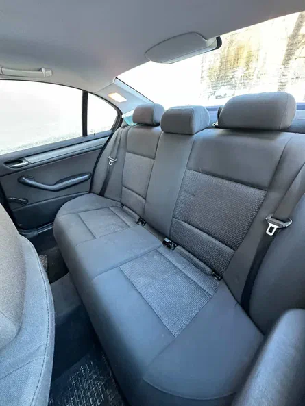 BMW 3 серія 2004 - 10