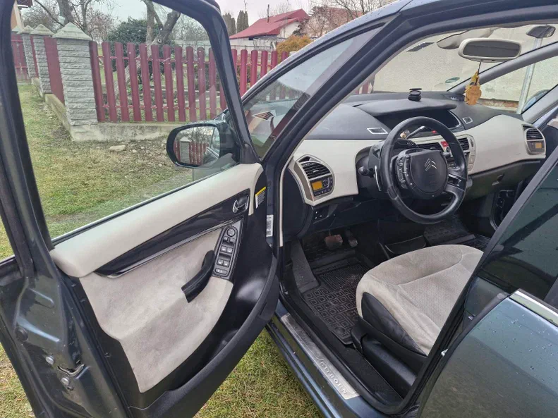 Citroen C4 Picasso 2008 - 7