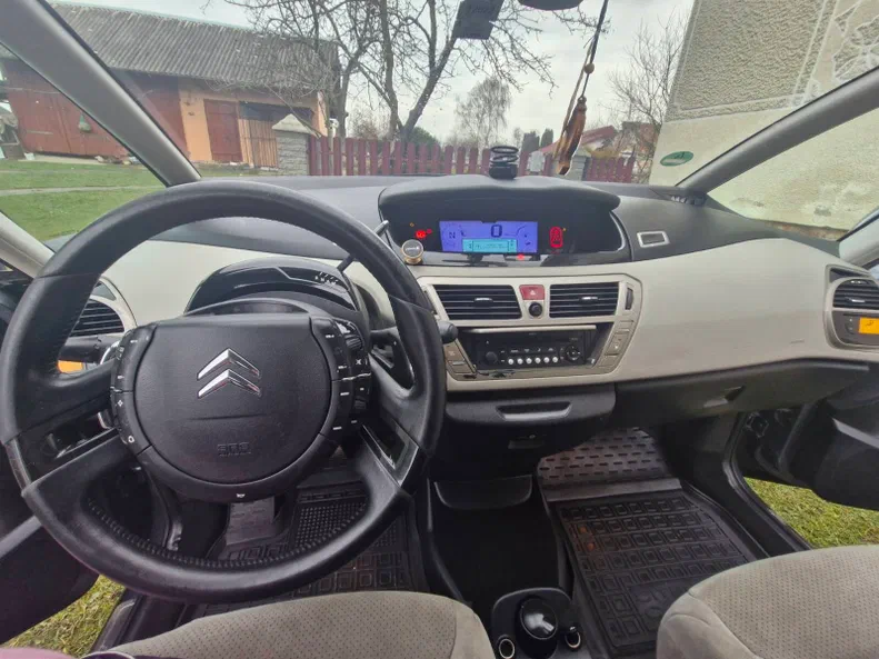 Citroen C4 Picasso 2008 - 11
