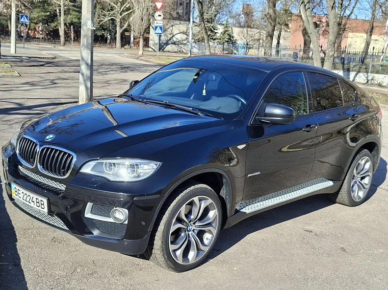 BMW X6 2013