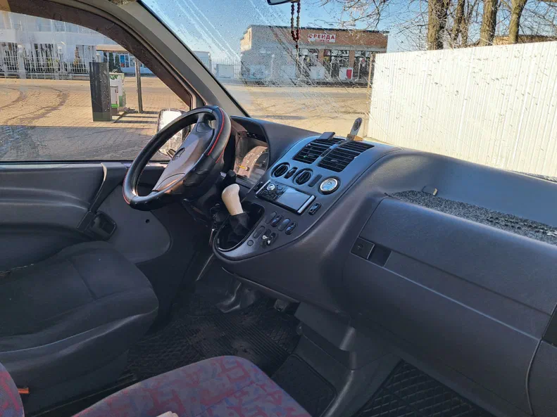 Mercedes-Benz Vito 1999 - 6