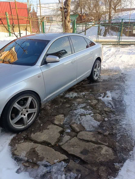 Audi A6 2004 - 12