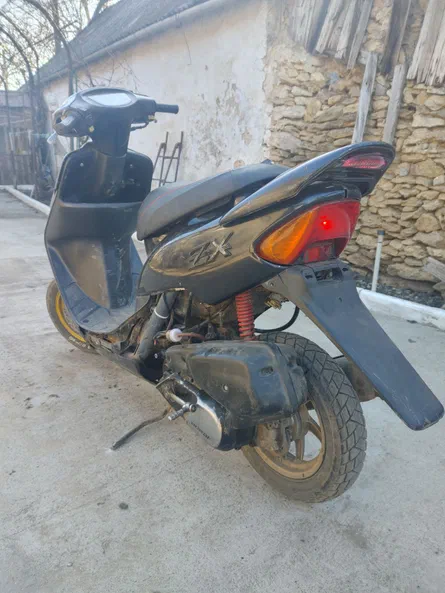 Honda Dio AF-34 2004 - 9