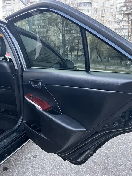 Toyota Camry 2011 - 17