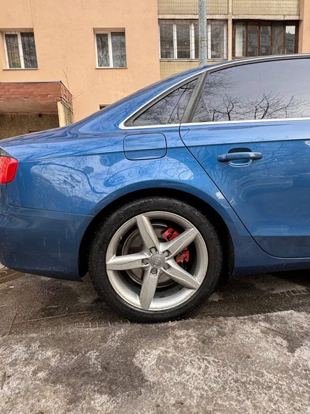 Audi A4 2009 - 6