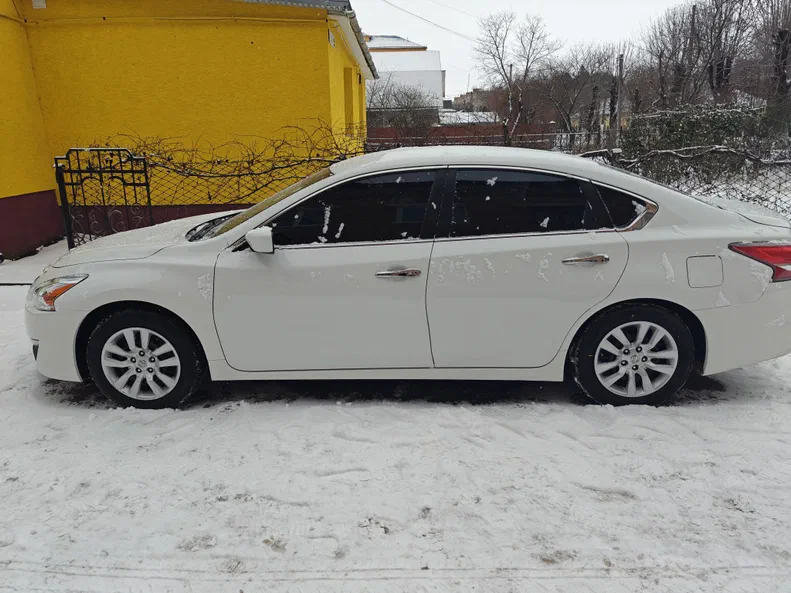 Nissan Altima 2015