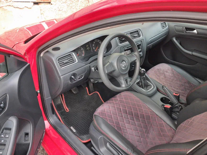 Volkswagen Jetta 2014 - 10