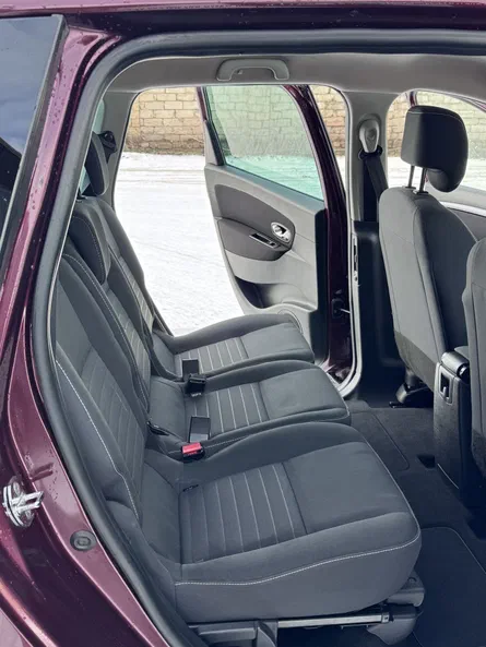 Renault Megane 2015 - 18