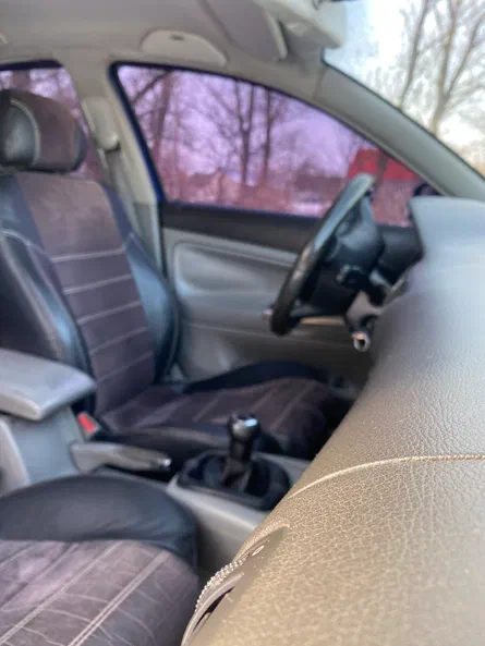 Volkswagen Passat 2000 - 6