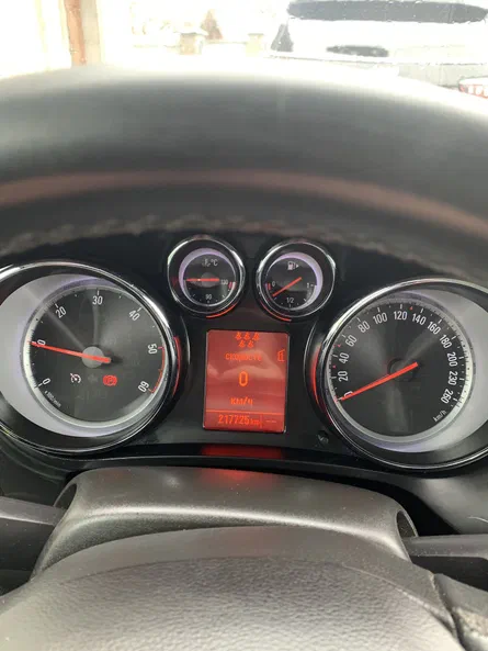 Opel Zafira 2011 - 18