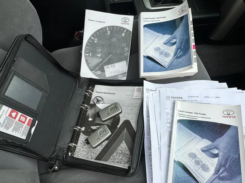 Toyota Land Cruiser Prado 2010