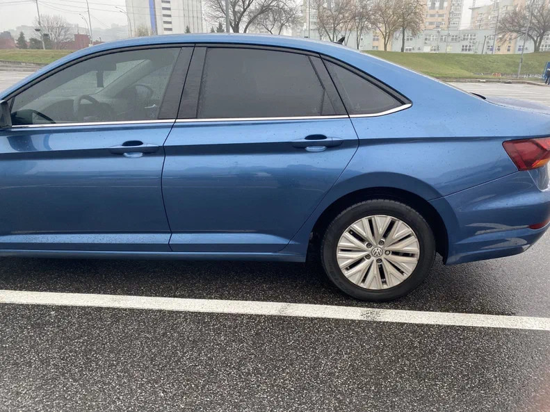Volkswagen Jetta 2019 - 8