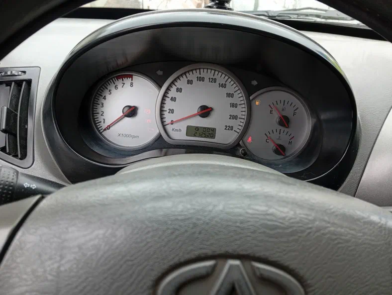 Chery Tiggo (T11) 2007 - 7