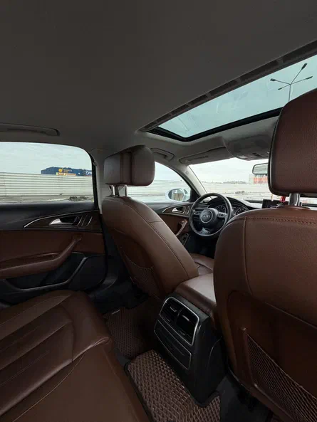 Audi A6 2013 - 16