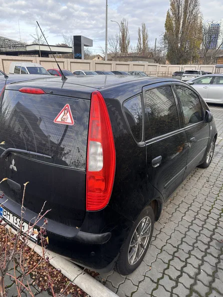 Mitsubishi Colt 2006