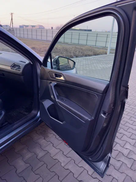 Volkswagen Tiguan 2020 - 24