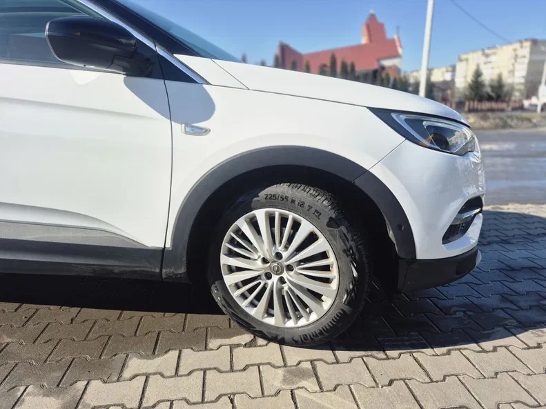 Opel Grandland 2019 - 32