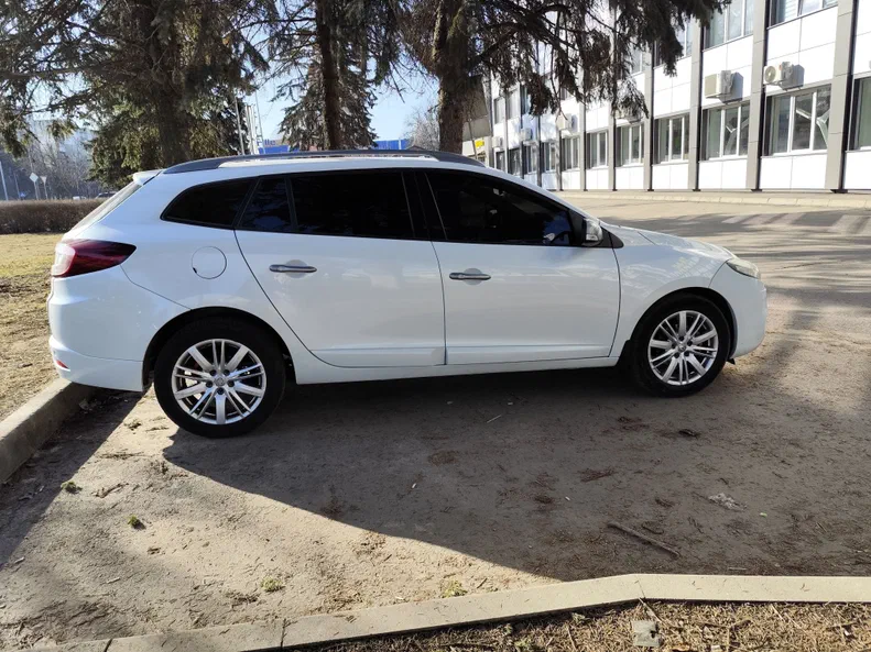 Renault Megane 2012 - 8