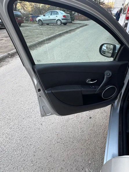 Renault Clio 2009 - 12