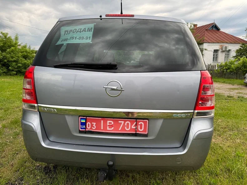 Opel Zafira 2010 - 7