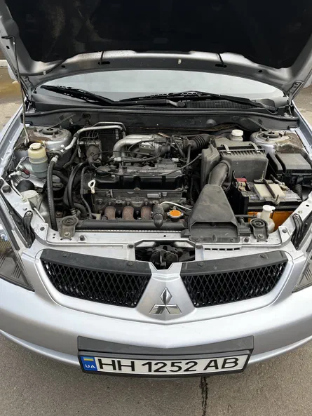 Mitsubishi Lancer 2005