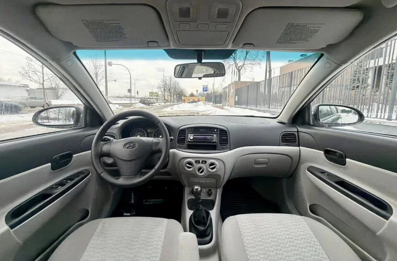 Hyundai Accent 2008 - 6