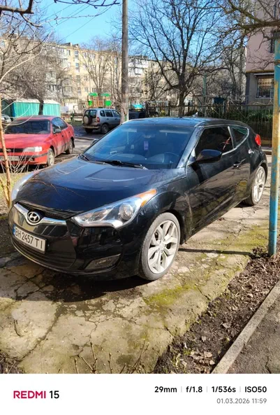 Hyundai Veloster 2011