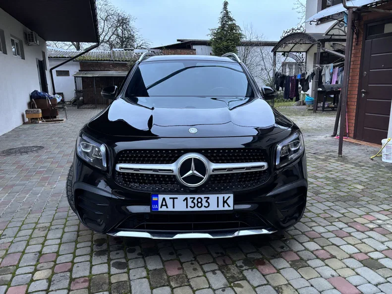 Mercedes-Benz GLB 2021