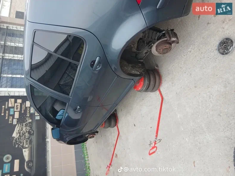 Volkswagen Golf 2003