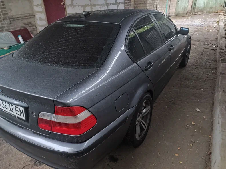 BMW 3 серія 2002 - 12