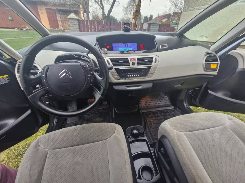 Citroen C4 Picasso 2008 - 5