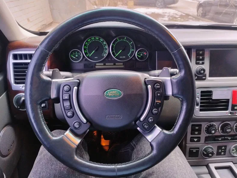 Land Rover Range Rover 2005 - 9