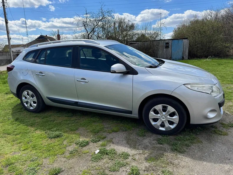 Renault Megane 2010 - 1