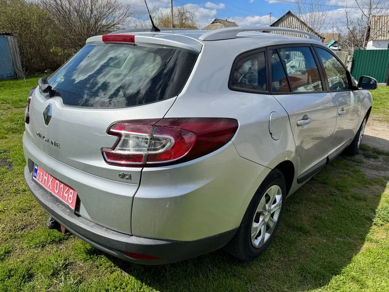 Renault Megane 2010 - 8