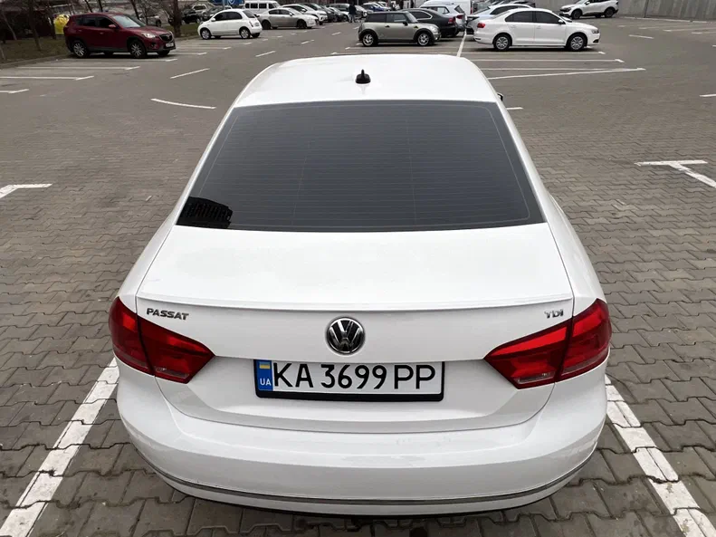 Volkswagen Passat 2013 - 5