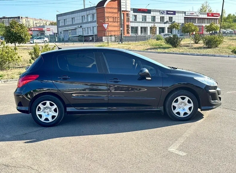 Peugeot 308 2008 - 6