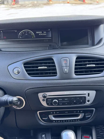 Renault Megane 2015 - 27