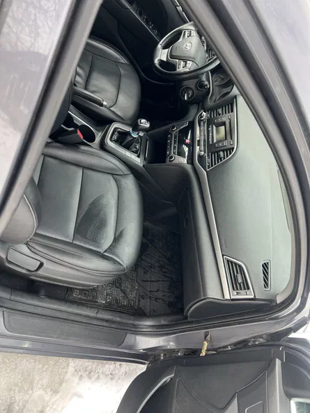 Hyundai Elantra 2018 - 10