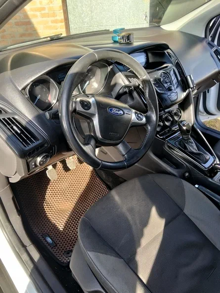 Ford Focus 2012 - 14