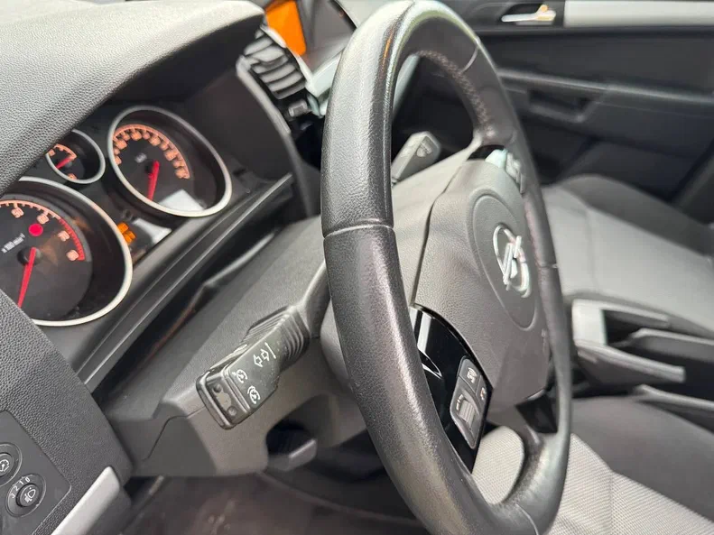 Opel Zafira 2010 - 12