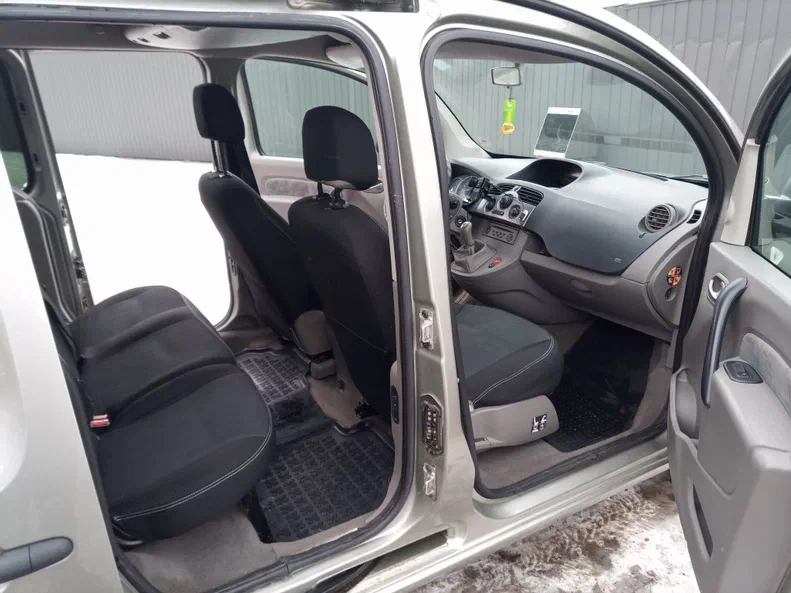 Renault Kangoo 2009 - 8