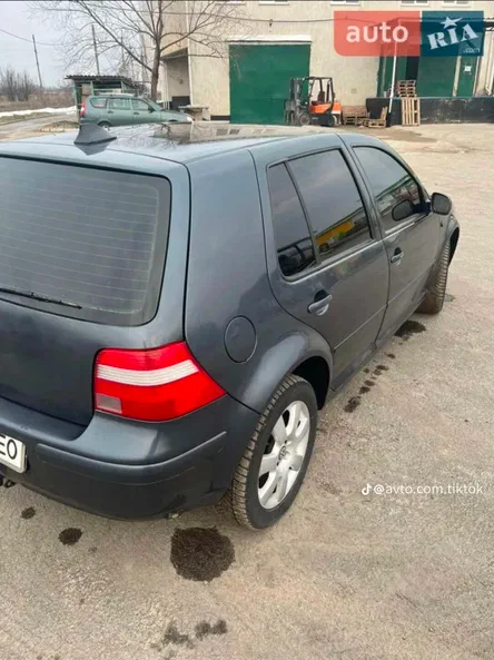 Volkswagen Golf 2003 - 7
