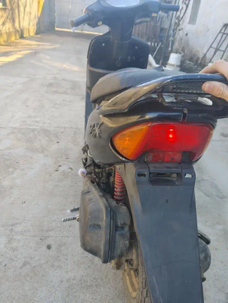 Honda Dio AF-34 2004 - 8