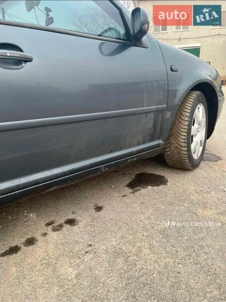 Volkswagen Golf 2003