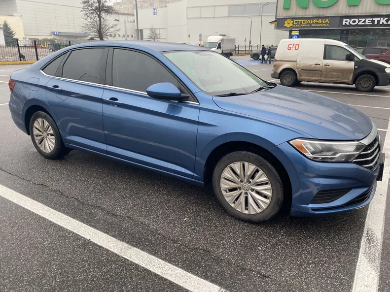 Volkswagen Jetta 2019 - 6