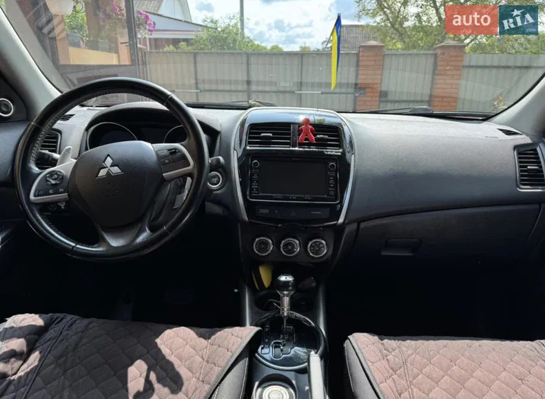 Mitsubishi Outlander Sport 2014